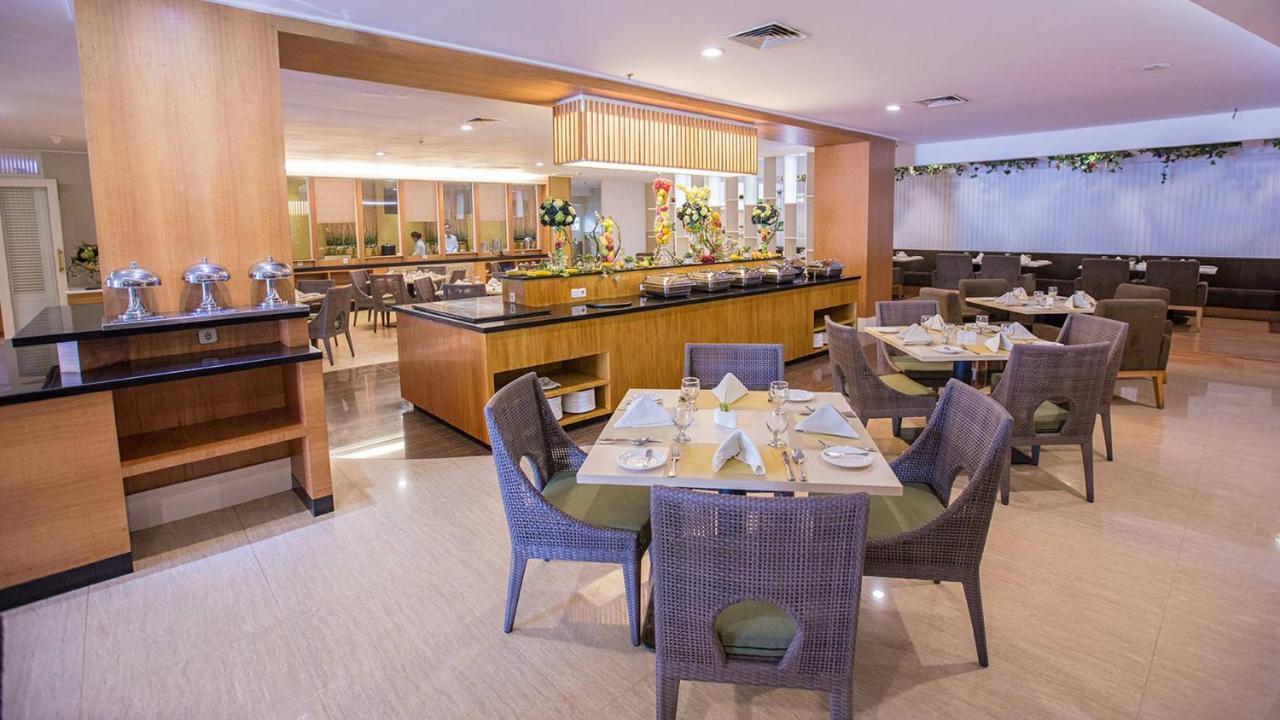 Emerald Garden International 4* Medan